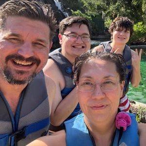 Meet your Posher, Connie